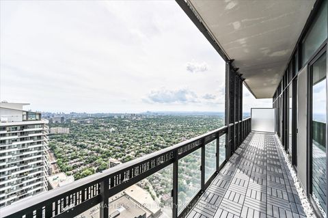 Photo 27 at Ph 5801 - 8 Eglinton Avenue E, Mount Pleasant West, Toronto