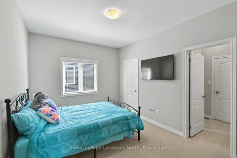 Photo 10 at 214 SPRINGFIELD Crescent, Stayner, Clearview