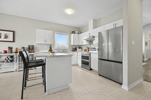 Photo 19 at 214 SPRINGFIELD Crescent, Stayner, Clearview