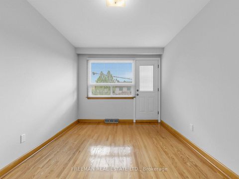 Photo 11 at 380 Glenholme Avenue, Oakwood Village, Toronto