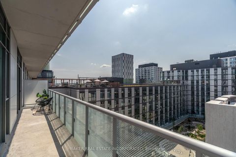Photo 9 at 911 - 425 Front Street E, Waterfront Communities C8, Toronto