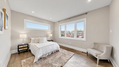 Photo 21 at 14 Dixon Court, Painswick North, Barrie