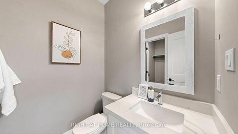 Photo 23 at 14 Dixon Court, Painswick North, Barrie