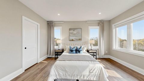 Photo 29 at 14 Dixon Court, Painswick North, Barrie