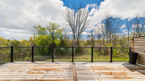 Photo 41 at 14 Dixon Court, Painswick North, Barrie
