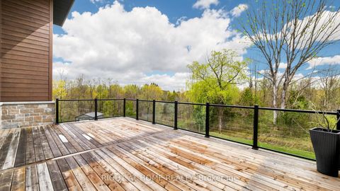 Photo 42 at 14 Dixon Court, Painswick North, Barrie