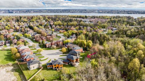 Photo 49 at 14 Dixon Court, Painswick North, Barrie