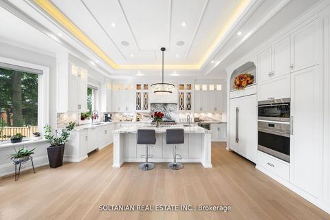 Photo 7 at 319 Betty Ann Drive, Willowdale West, Toronto