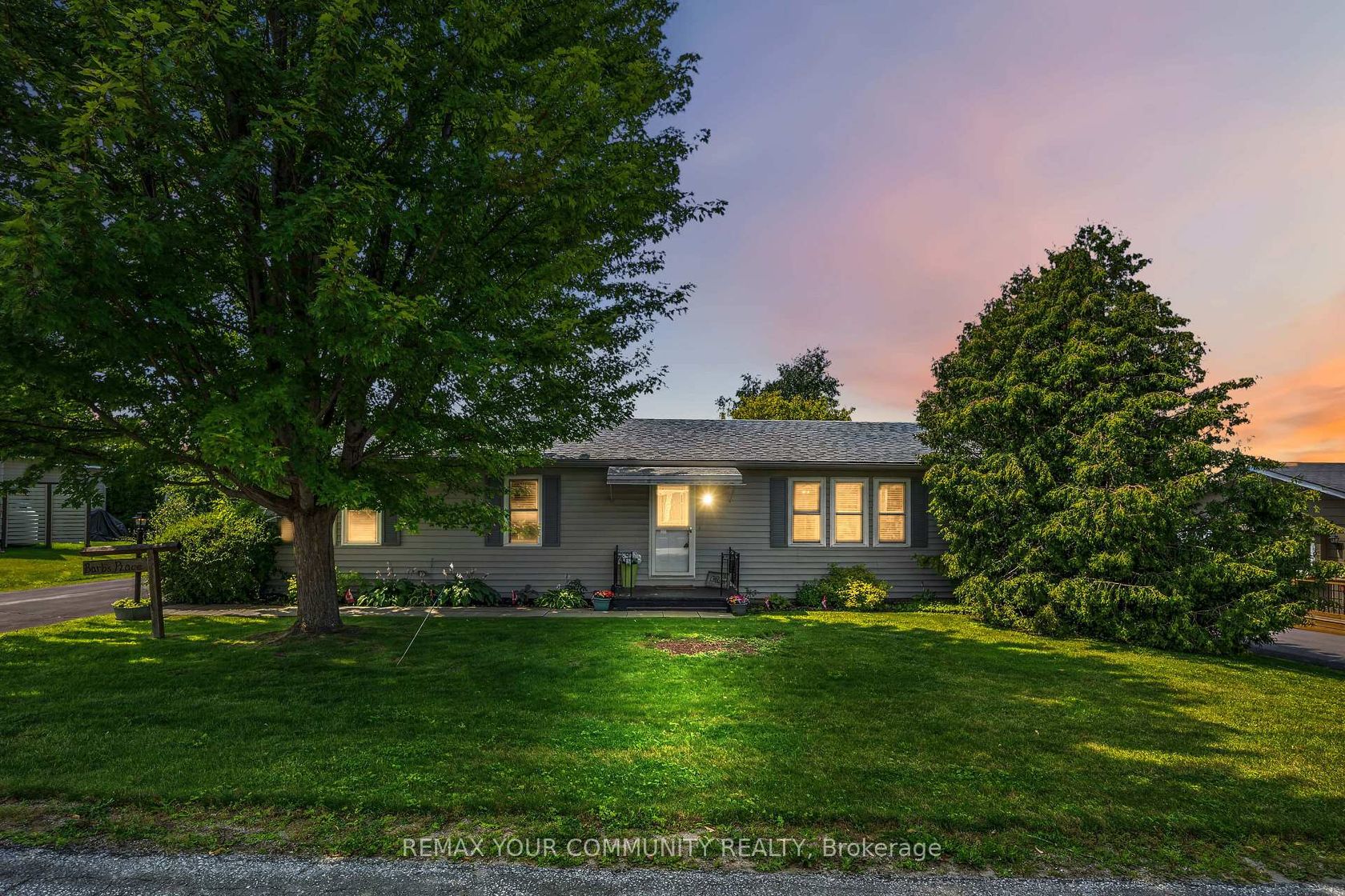 17 Kelsey Crescent, Sutton & Jackson