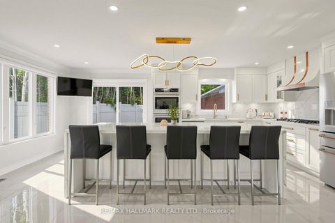 Photo 8 at 8 Beaufort Hills Road, Oak Ridges, Richmond Hill