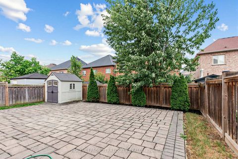 Photo 35 at 44 Headwind Boulevard, Vellore Village, Vaughan