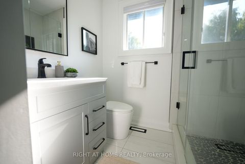 Photo 27 at 2266 Taylorwoods Boulevard, Alcona, Innisfil