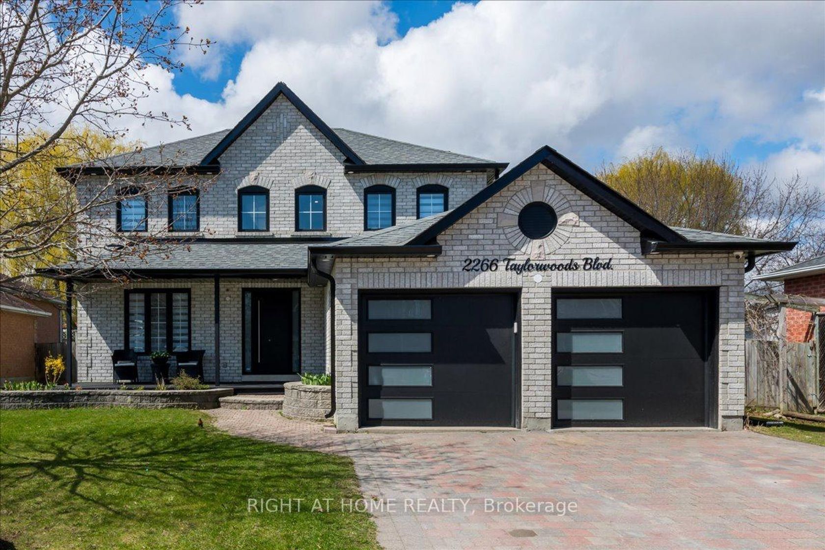 2266 Taylorwoods Boulevard, Alcona, Innisfil photo number 2