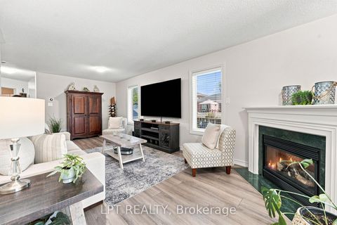 Photo 5 at 4 Lister Drive, Holly, Barrie