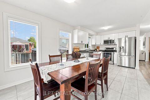 Photo 7 at 4 Lister Drive, Holly, Barrie
