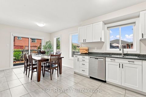 Photo 8 at 4 Lister Drive, Holly, Barrie