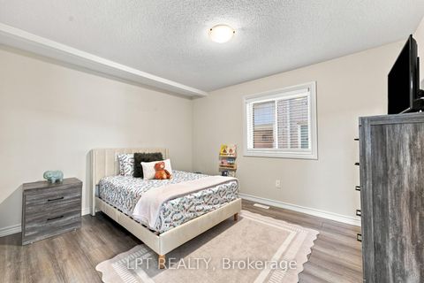 Photo 16 at 4 Lister Drive, Holly, Barrie