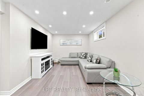 Photo 25 at 4 Lister Drive, Holly, Barrie