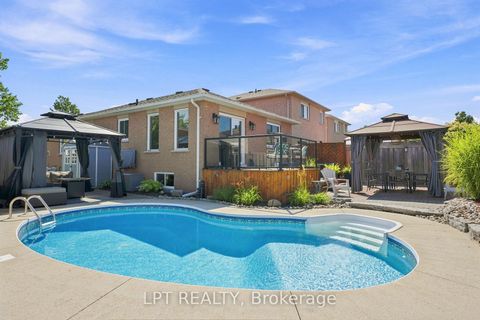 Photo 30 at 4 Lister Drive, Holly, Barrie