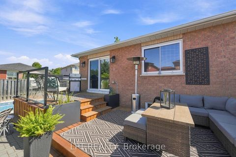 Photo 35 at 4 Lister Drive, Holly, Barrie