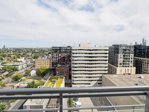 Photo 2 at LPH10 - 525 Adelaide Street W, Waterfront Communities C1, Toronto