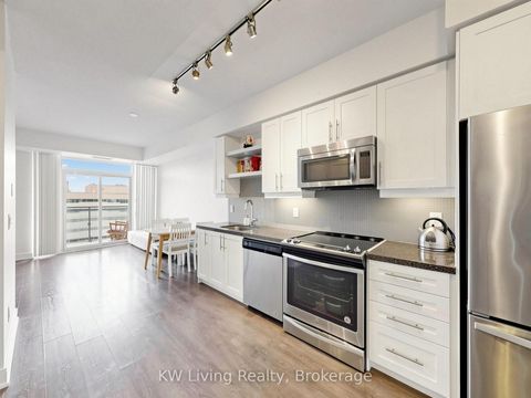 Photo 4 at LPH10 - 525 Adelaide Street W, Waterfront Communities C1, Toronto