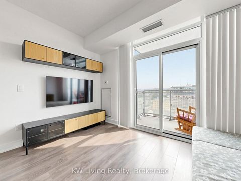 Photo 8 at LPH10 - 525 Adelaide Street W, Waterfront Communities C1, Toronto