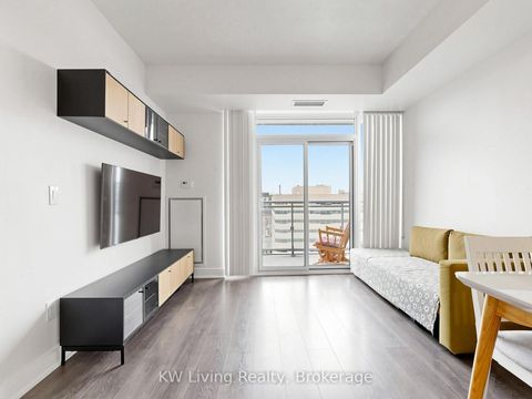 Photo 9 at LPH10 - 525 Adelaide Street W, Waterfront Communities C1, Toronto