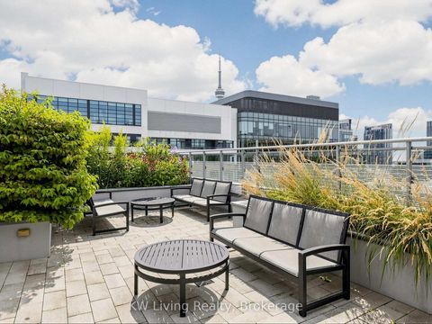 Photo 18 at LPH10 - 525 Adelaide Street W, Waterfront Communities C1, Toronto