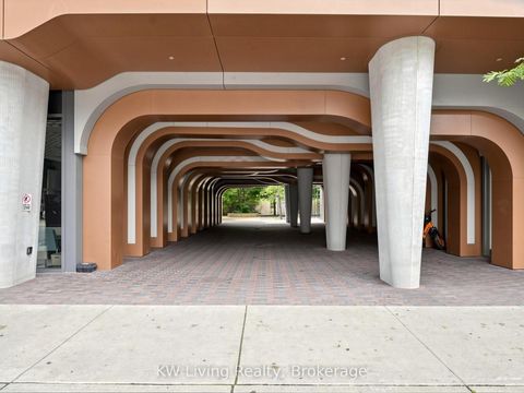 Photo 24 at LPH10 - 525 Adelaide Street W, Waterfront Communities C1, Toronto