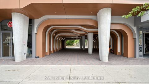 Photo 33 at LPH10 - 525 Adelaide Street W, Waterfront Communities C1, Toronto
