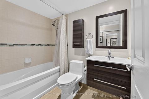 Photo 21 at 339 - 250 Wellington Street W, Waterfront Communities C1, Toronto