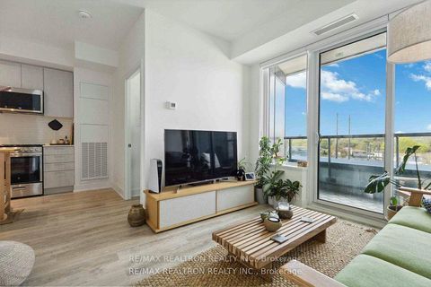 Photo 4 at 315 - 185 Deerfield Road, Central Newmarket, Newmarket