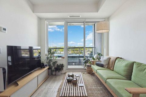 Photo 6 at 315 - 185 Deerfield Road, Central Newmarket, Newmarket