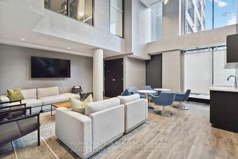 Photo 19 at 315 - 185 Deerfield Road, Central Newmarket, Newmarket