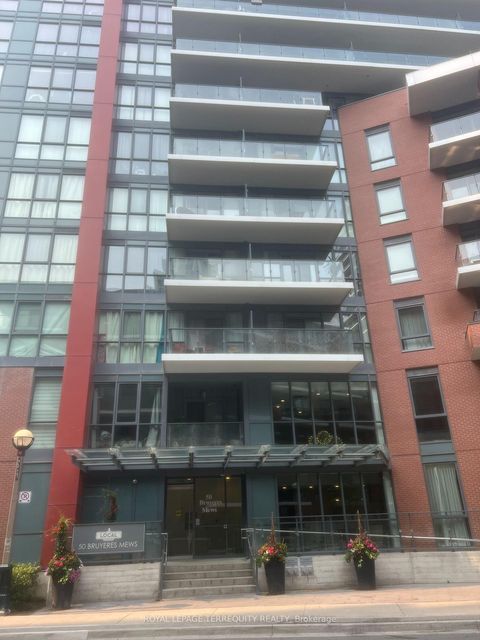 Photo 4 at 532 - 50 Bruyeres Mews, Waterfront Communities C1, Toronto