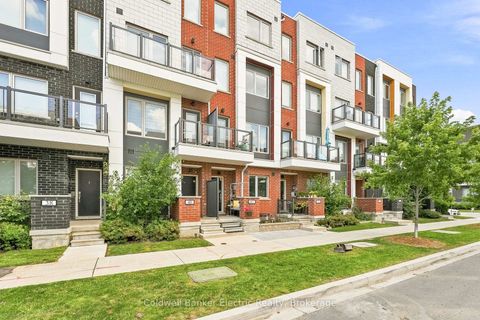 Photo 3 at 42 William Duncan Road, CFB, Toronto
