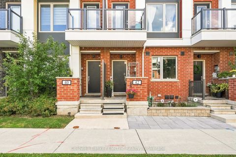 Photo 5 at 42 William Duncan Road, CFB, Toronto