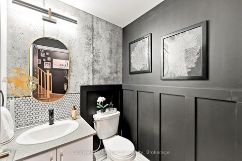 Photo 17 at 42 William Duncan Road, CFB, Toronto