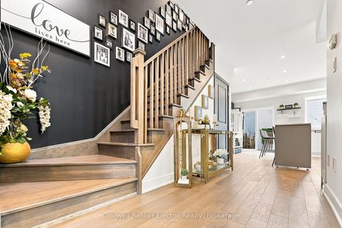 Photo 18 at 42 William Duncan Road, CFB, Toronto
