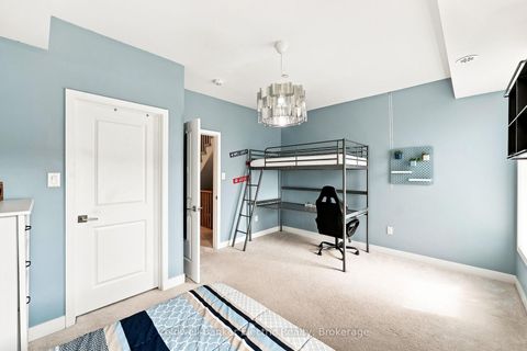Photo 20 at 42 William Duncan Road, CFB, Toronto