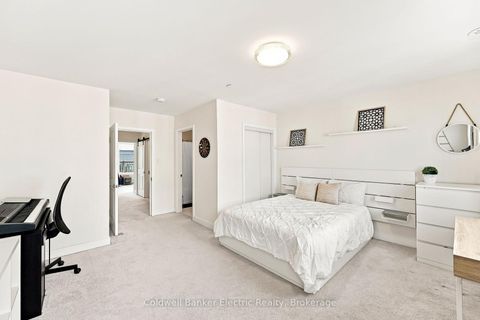 Photo 33 at 42 William Duncan Road, CFB, Toronto