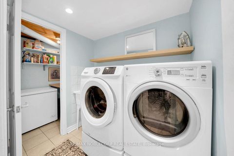 Photo 37 at 3 Castlehill Road, Maple, Vaughan