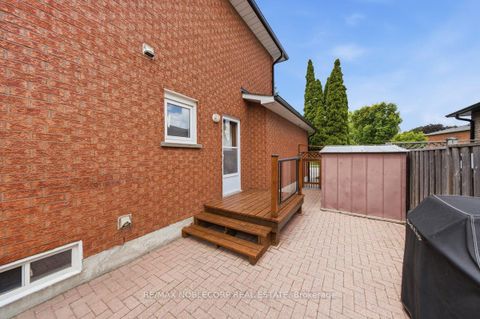 Photo 42 at 3 Castlehill Road, Maple, Vaughan