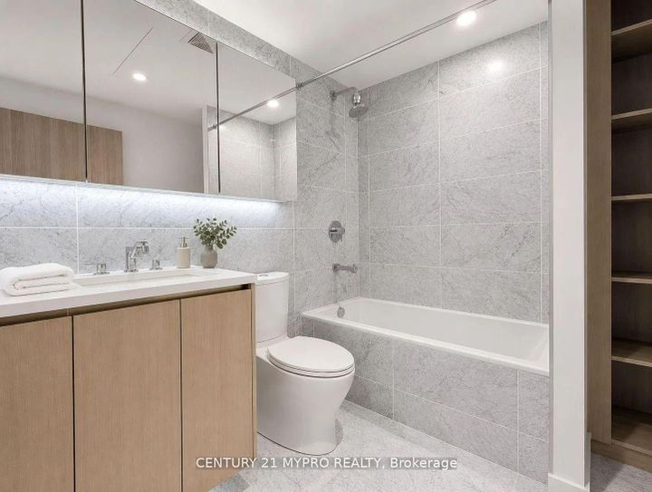 Photo 5 at 506 - 95 Mcmahon Drive, Bayview Village, Toronto