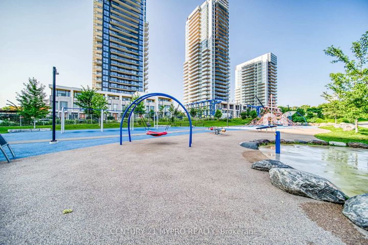 Photo 9 at 506 - 95 Mcmahon Drive, Bayview Village, Toronto