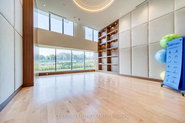 Photo 14 at 506 - 95 Mcmahon Drive, Bayview Village, Toronto