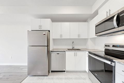 Photo 13 at 22 - 155 Tapscott Road, Malvern, Toronto