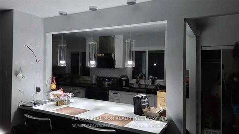 Photo 4 at 157 Darlingside Drive, West Hill, Toronto