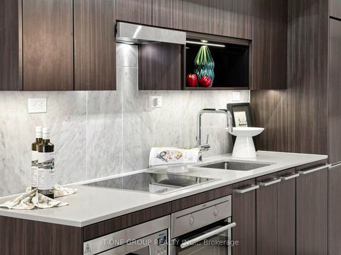 Photo 22 at 309 - 80 Queens Wharf Road, Waterfront Communities C1, Toronto